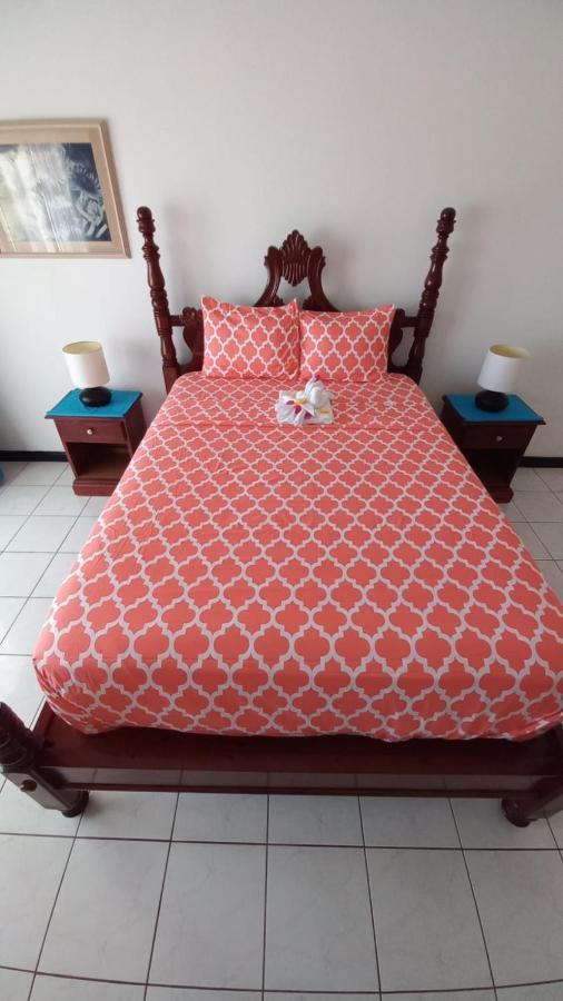Fisherman'S Inn Hotel Florence Hall Екстер'єр фото