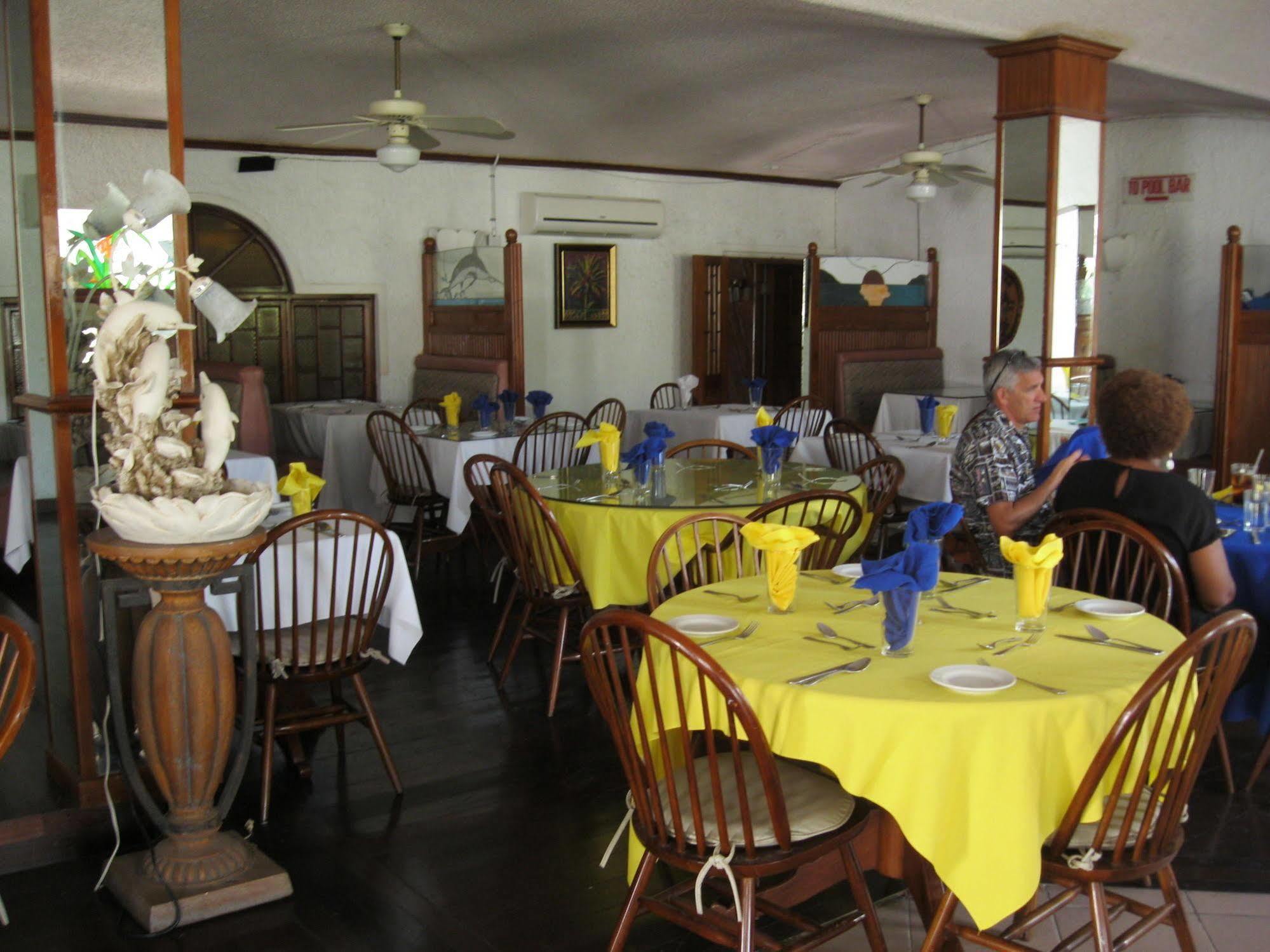 Fisherman'S Inn Hotel Florence Hall Екстер'єр фото